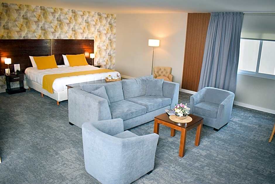 Howard Johnson Plaza & Convention Center Spa La Plata