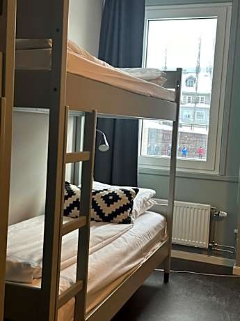 Large room-6 beds (Bunk beds)