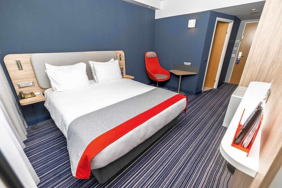 Holiday Inn Express Geneva Airport By IHG