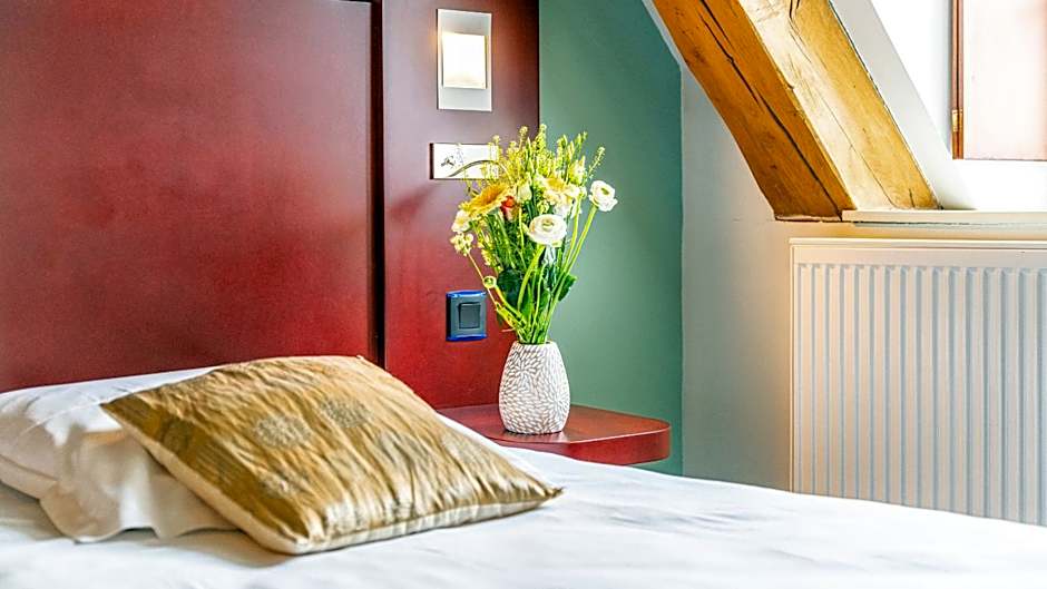 Logis Hotel De La Cote D'or