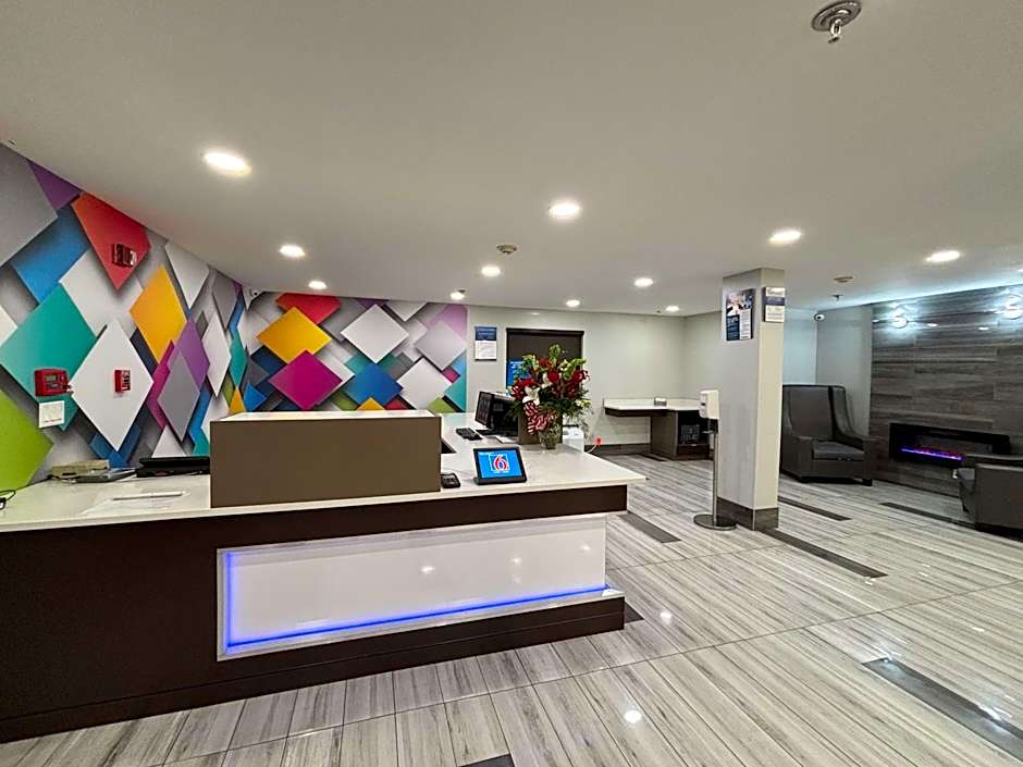 Motel 6 Prattville AL