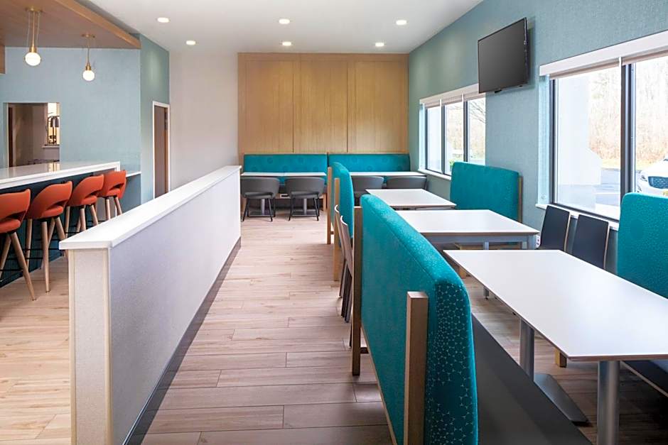 Holiday Inn Cheshire - Southington By IHG