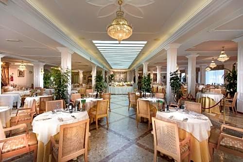 Hotel Gambrinus