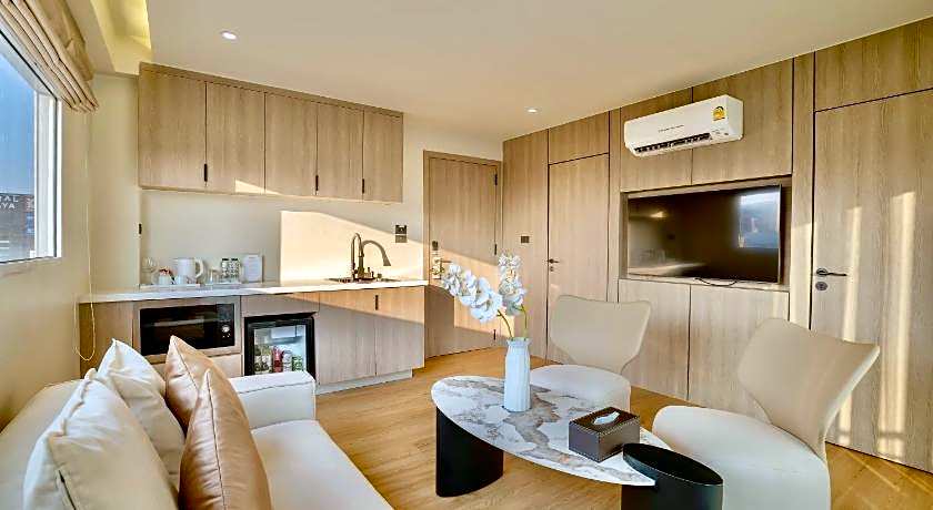 The One Hotel Bay Breeze Pattaya