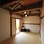 Gaeunchae Hanok Guesthouse Jeonju 2 (Korea Quality)