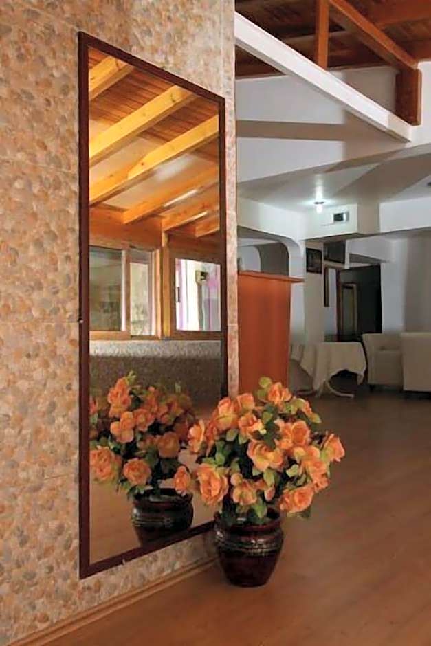 Koz Eren Otel