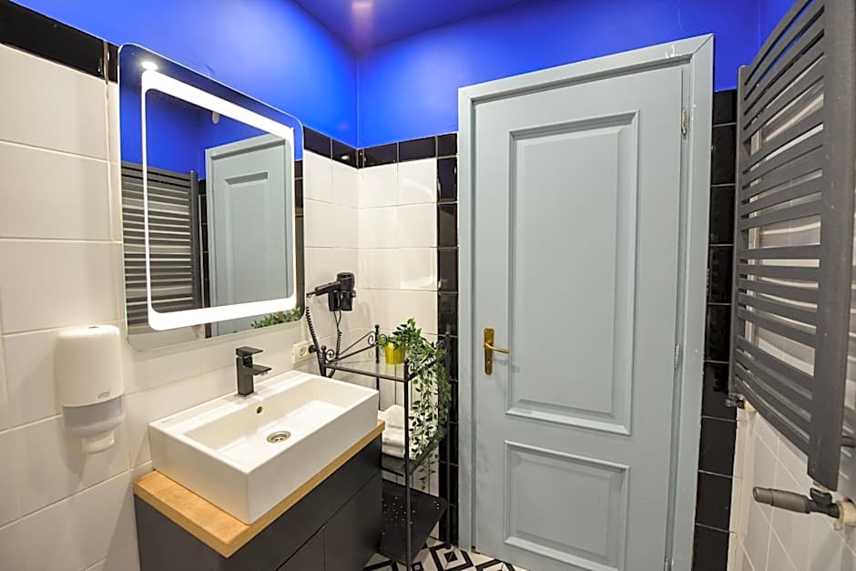 Bucharest City Center Suites