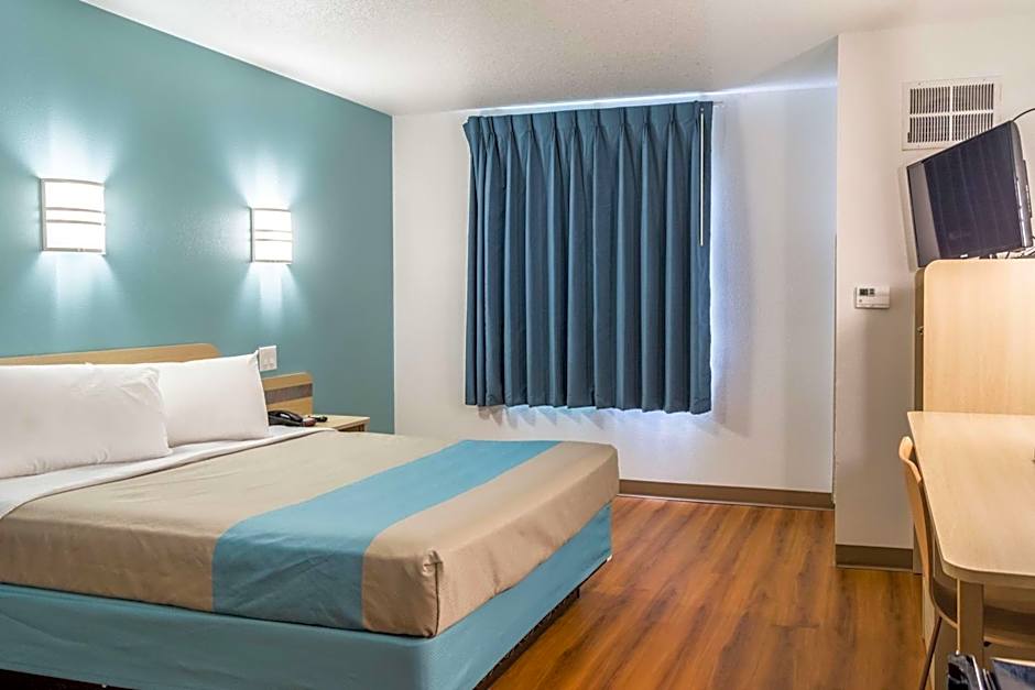 Motel 6-Lincoln City, OR