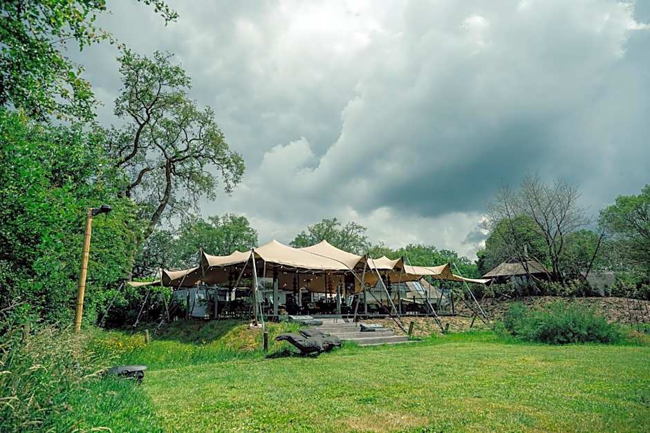 LUDIEK eten en slapen