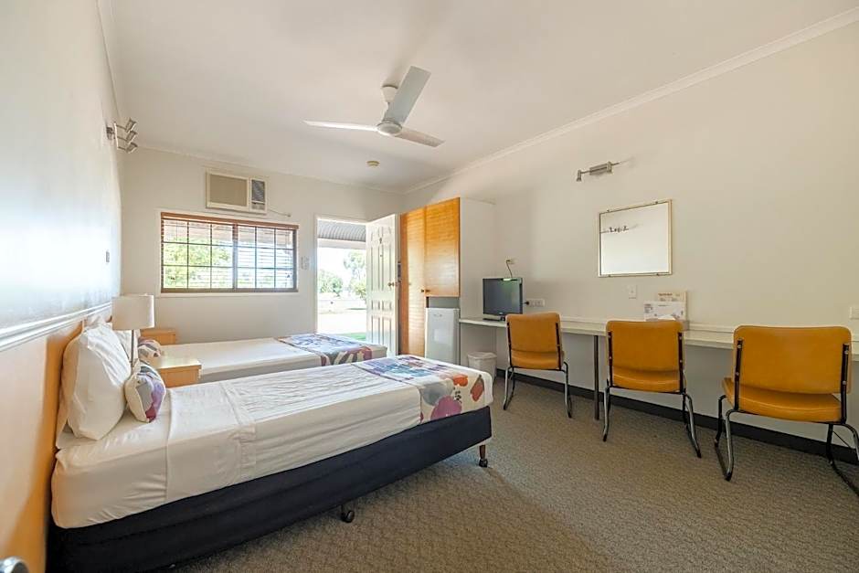 Landsborough Lodge Motel