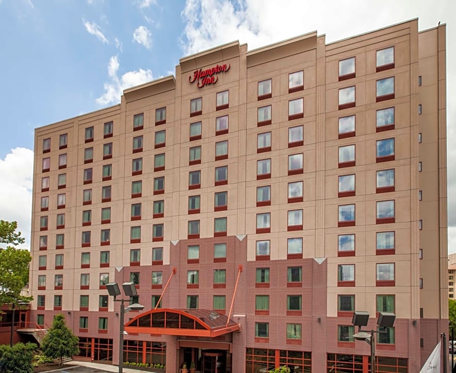 Hampton Inn By Hilton New York - Laguardia Airport