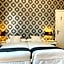 Super Balmes Guest House