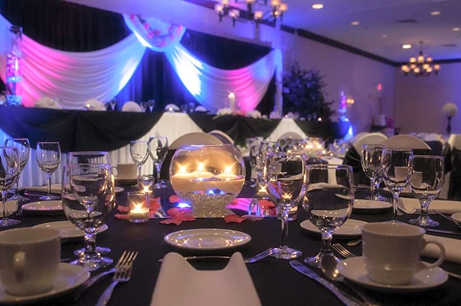 Holiday Inn Airport West Earth City By IHG