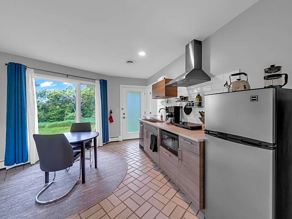 Coastal Suite #1 Cozy Suite #2 - Seacliff Beach Suites