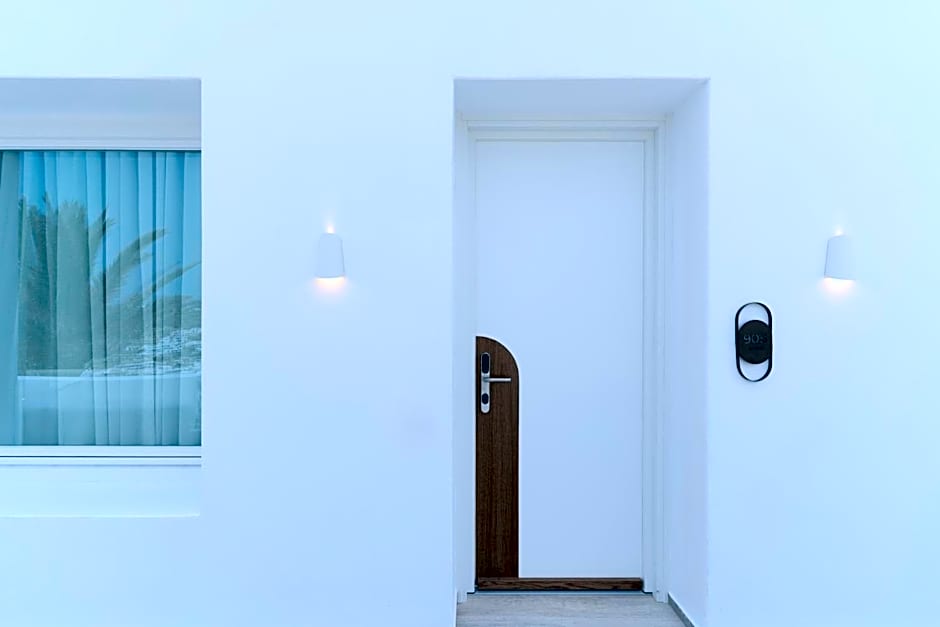 Kallos of Mykonos