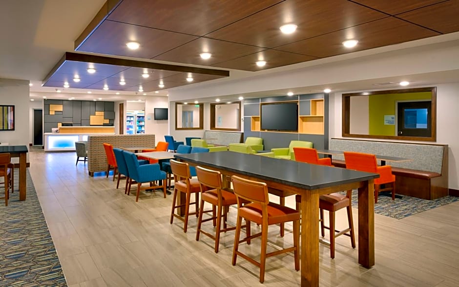 Holiday Inn Express & Suites El Paso I-10 East By IHG