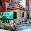 Quality Inn Near Downey Studios