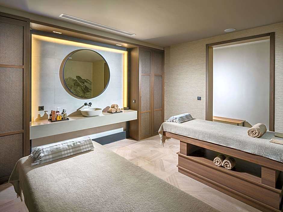 Anda Barut Collection