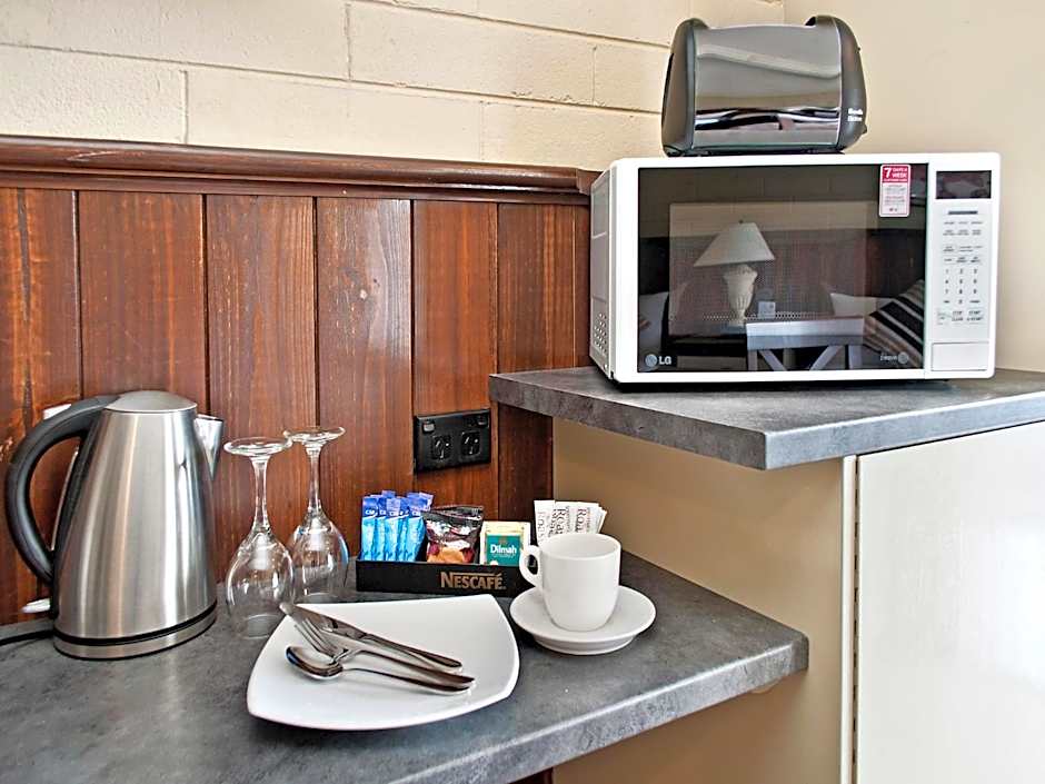 Comfort Inn On Raglan