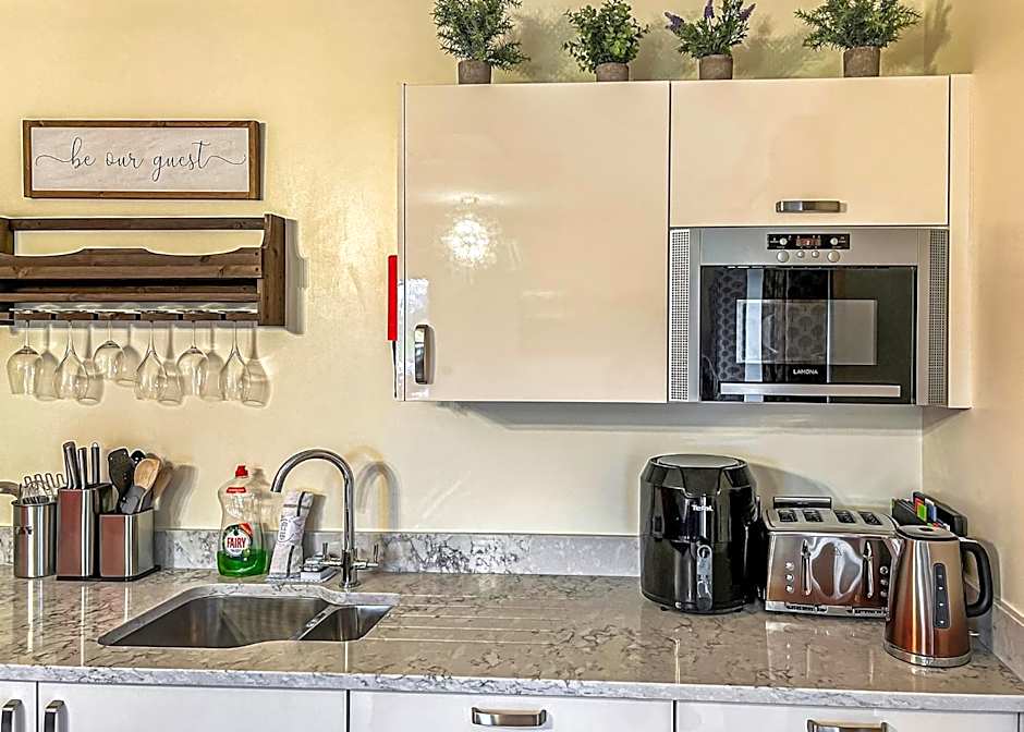 Flaxton Meadows Luxury Lodges