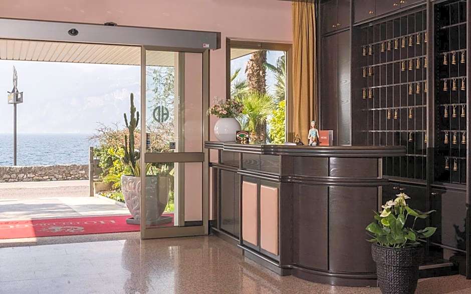 Hotel Drago - Garda Lake Collection