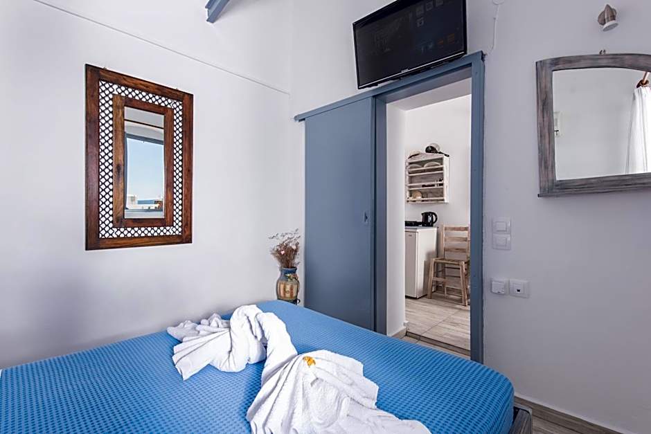 Maryloujohn Villas Oia