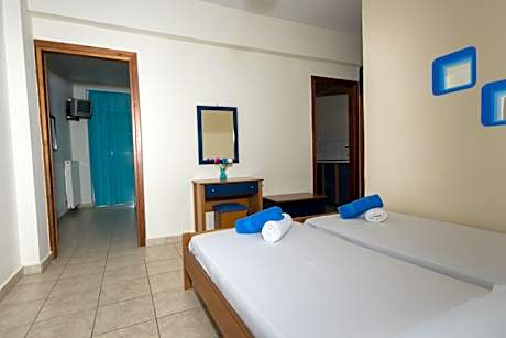 Apartment (4 Adults) with Sea View