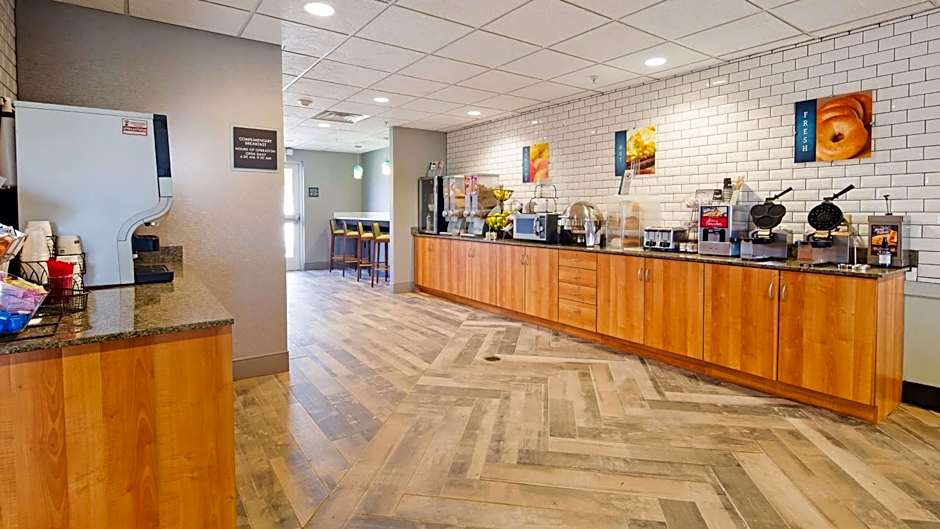 Best Western Plus Harrisburg Mechanicsburg