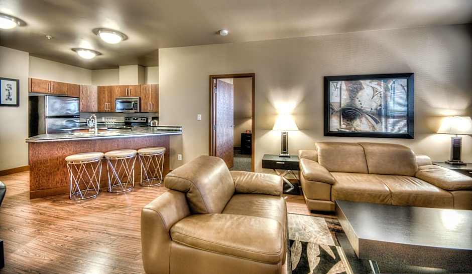 Grand Inn & Residence- Grande Prairie