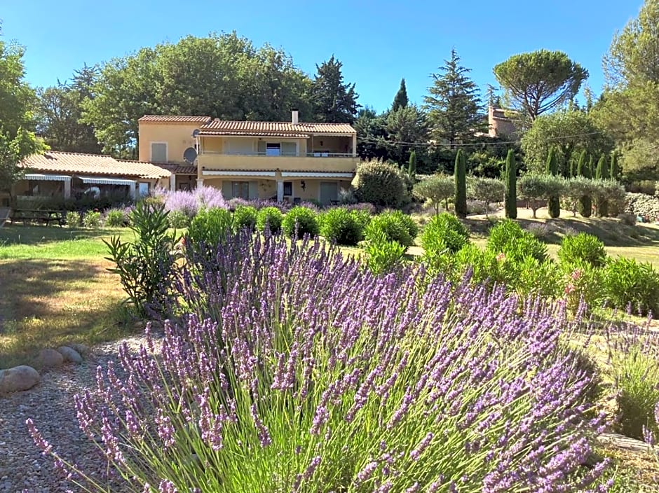 Les Cerises – St. Saturnin d'Apt, UT