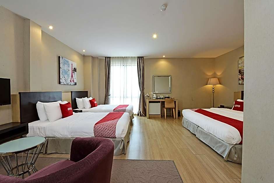 Townhouse Oak Melaka Near Dataran Pahlawan Formerly Ideals Hotel