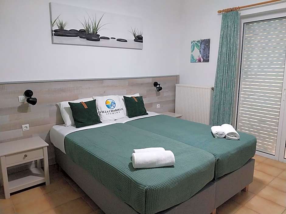 Villa Chariklia Studios