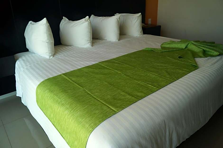 Hotel Torres Eugenia