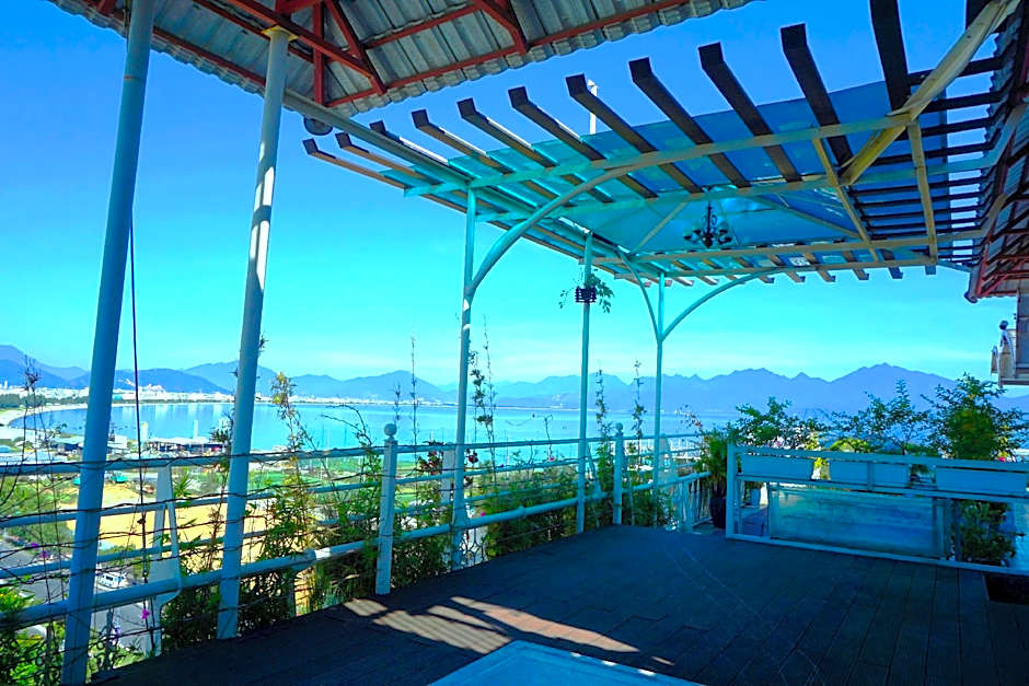 Ocean View Danang Hotel