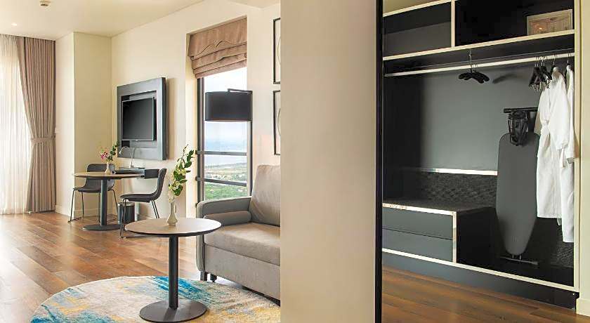 Hotel Soleil Ha Long, Trademark Collection by Wyndham