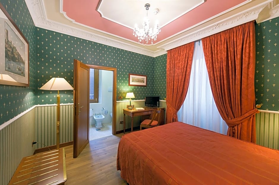 Strozzi Palace Hotel
