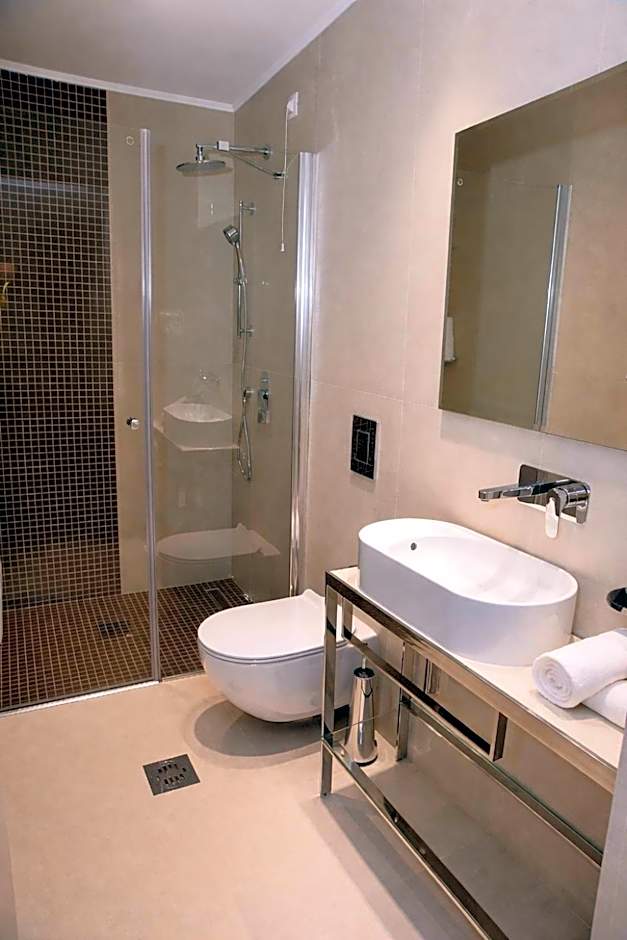 Alexandar Square Boutique Hotel