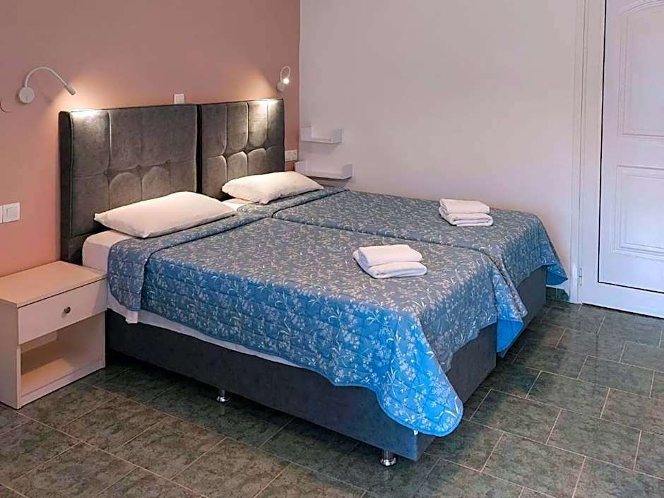 Dolphin Sea View Rooms