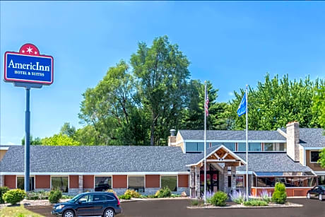 AmericInn by Wyndham Chippewa Falls