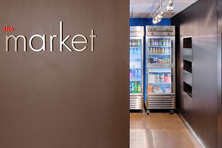 Courtyard by Marriott Jersey City Newport