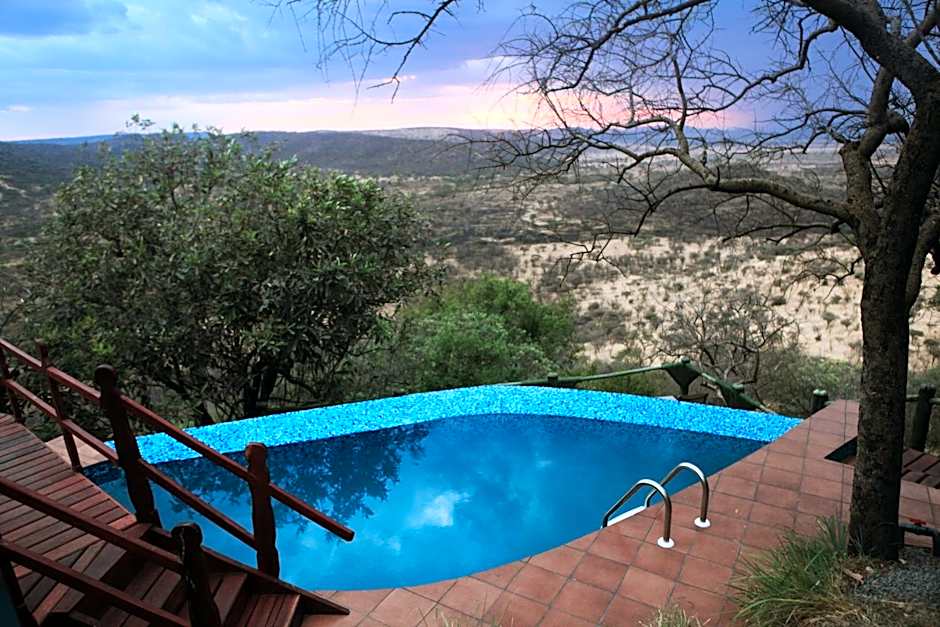 Mbali Mbali Soroi Serengeti Lodge