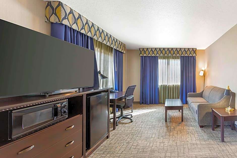 Best Western Plus Grant Creek Inn