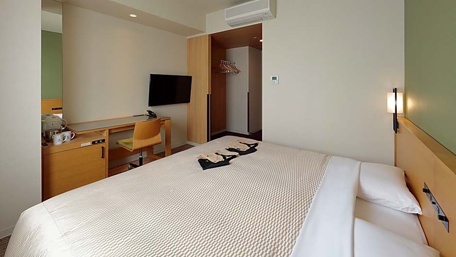 Candeo Hotels Matsuyama Okaido