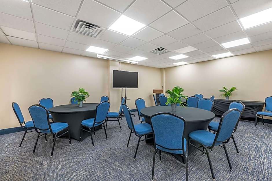 Comfort Inn & Suites Daytona Beach Oceanfront