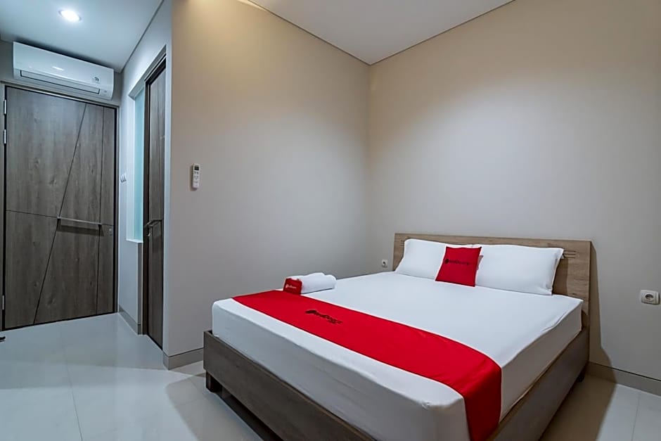 RedDoorz Plus @ Cirebon City Center