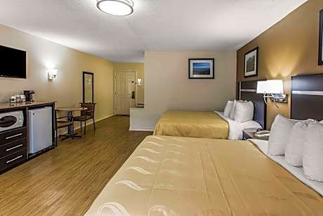 Standard Queen Room with Two Queen Beds and Balcony