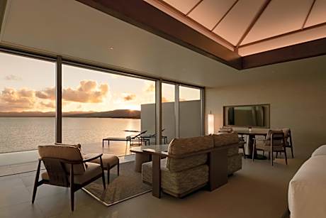 Oceanfront Pool Villa (Twin bed)