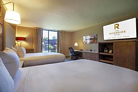 Queen Room with Two Queen Beds and View