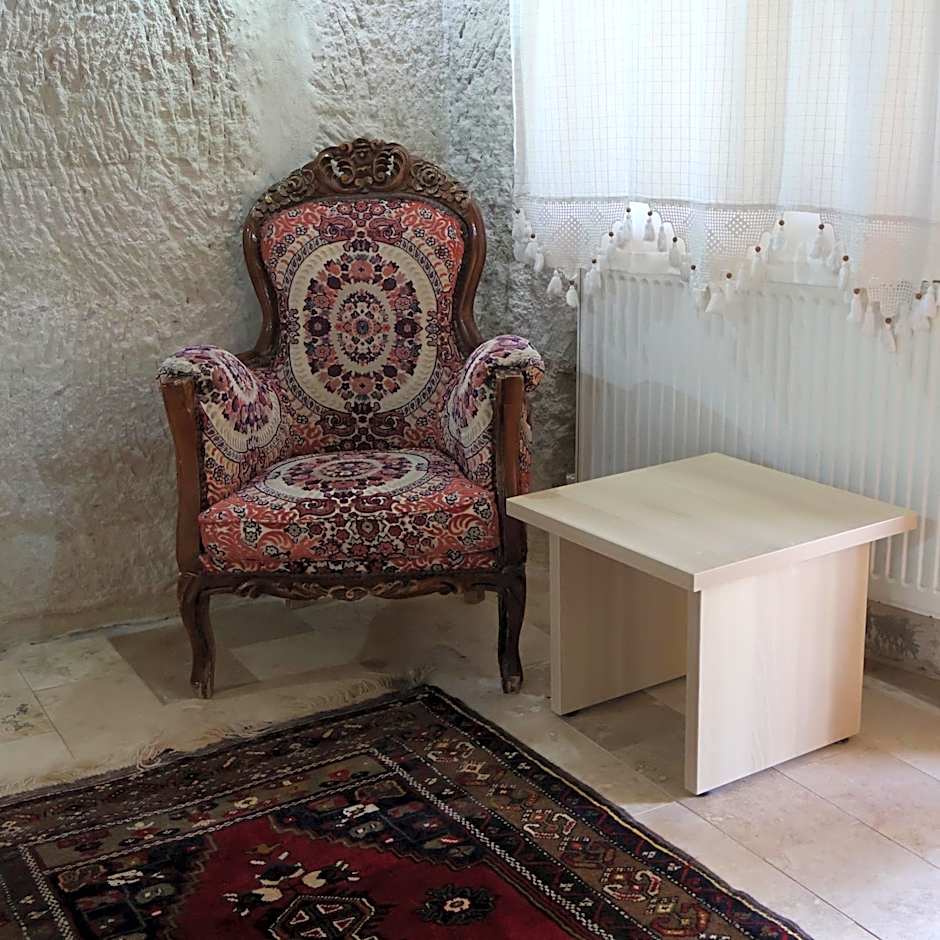 Seven Rock Cave Hotel