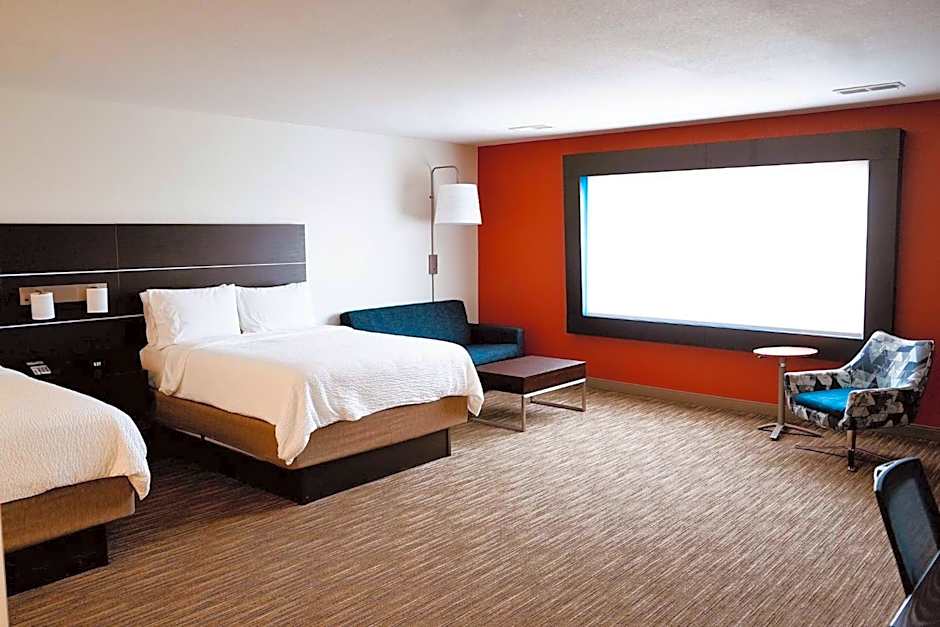 Holiday Inn Express And Suites Denver - Aurora Medical Campus By IHG
